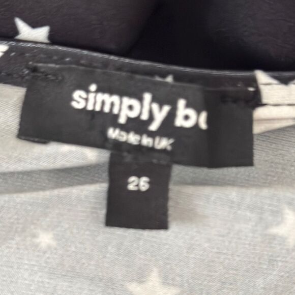 Simply Be Black and White Star Print Dress with Long‎ Sleeves - Picture 5 of 6